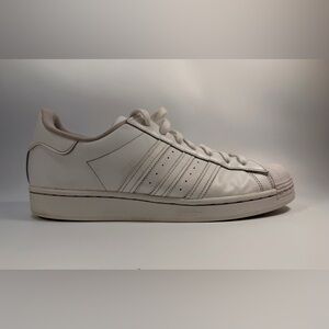 Adidas Superstar Size 10.5 Men’s